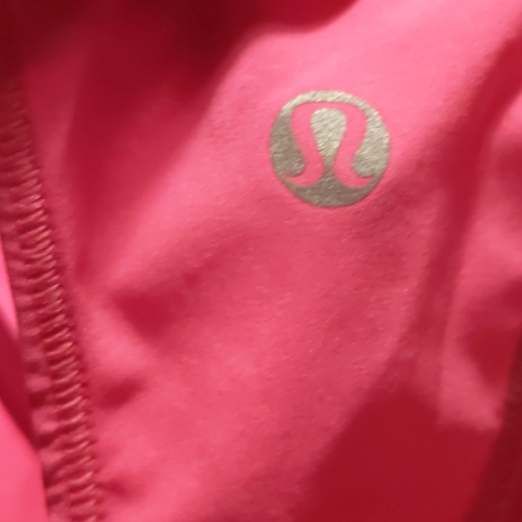 LULULEMON Amped Tank w/ Built in Bra in Raspberry - Picture 3 of 4